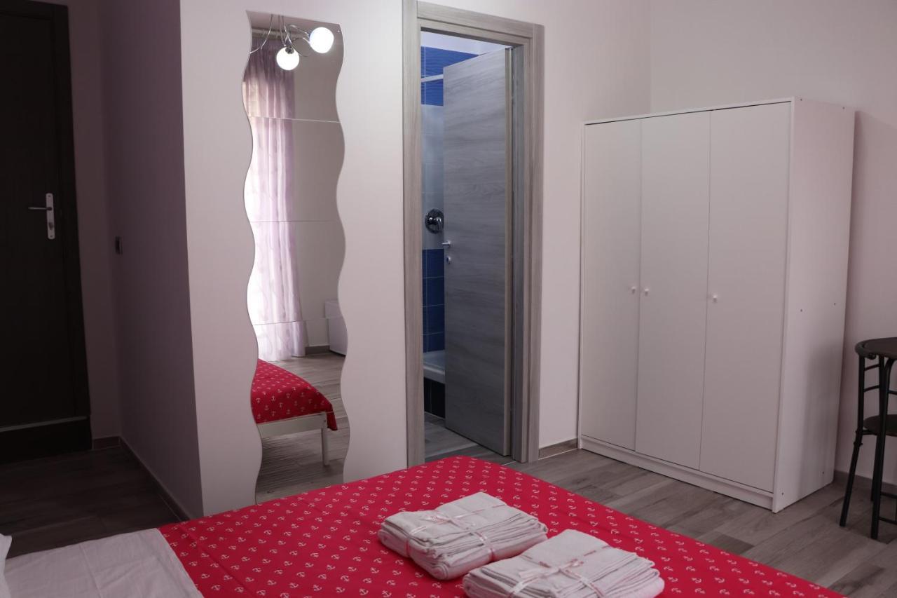 B&B Francesco Fly Naples Exterior photo